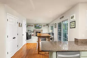 209 E A St, Purcellville, VA 20132 - Photo 18