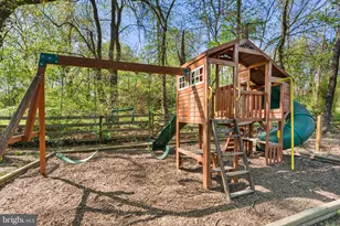 209 E A St, Purcellville, VA 20132 - Photo 46