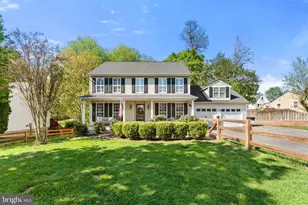 209 E A St, Purcellville, VA 20132 - Photo 2
