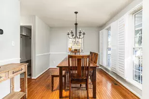 209 E A St, Purcellville, VA 20132 - Photo 14