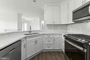 45490 Whistling Terrace, Sterling, VA 20166 - Photo 8