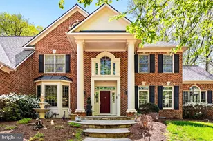 22167 Woodwinds Dr, Leesburg, VA 20175 - Photo 2