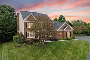 18757 Upper Meadow Dr, Leesburg, VA 20176 - Photo 12