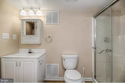 606 Patrice Drive SE, Leesburg, VA 20175 - Photo 22