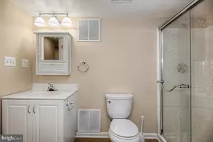 606 Patrice Dr SE, Leesburg, VA 20175 - Photo 22