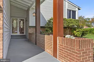 101 Hopeland Ln, Sterling, VA 20164 - Photo 6