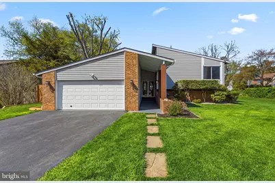 101 Hopeland Lane, Sterling, VA 20164 - Photo 2