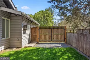 101 Hopeland Ln, Sterling, VA 20164 - Photo 60