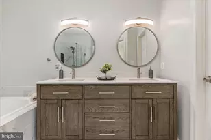 20227 Macglashan Terrace, Ashburn, VA 20147 - Photo 18