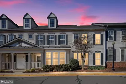 20227 Macglashan Terrace, Ashburn, VA 20147 - Photo 2