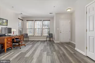 20227 Macglashan Terrace, Ashburn, VA 20147 - Photo 2