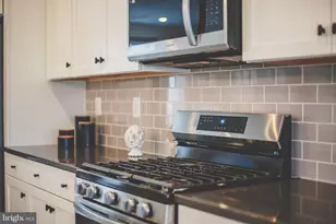 22801 Tawny Pne Sq, Brambleton, VA 20148 - Photo 28