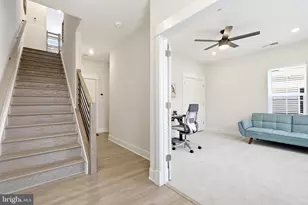 22801 Tawny Pne Sq, Brambleton, VA 20148 - Photo 8