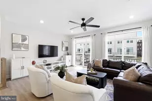 22801 Tawny Pne Sq, Brambleton, VA 20148 - Photo 20