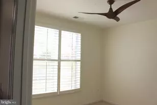 23261 Carters Meadow Terrace, Ashburn, VA 20148 - Photo 6