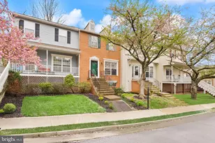 303 Rangers Way SE, Leesburg, VA 20175 - Photo 2