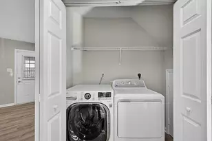 22989 Whitehall Terrace, Sterling, VA 20166 - Photo 32