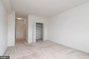 19365 Cypress Ridge Terrace, Leesburg, VA 20176 - Photo 6