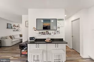 19 Jermyn Ct, Sterling, VA 20165 - Photo 22