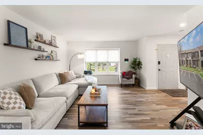 19 Jermyn Court, Sterling, VA 20165 - Photo 8