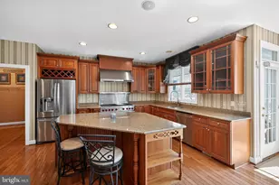 19262 Mill Site Pl, Leesburg, VA 20176 - Photo 10