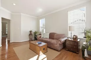 704 Godfrey Ct SE, Leesburg, VA 20175 - Photo 10