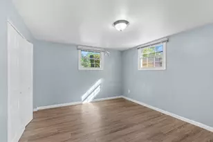 109 N Aspen Ave, Sterling, VA 20164 - Photo 36