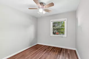 109 N Aspen Ave, Sterling, VA 20164 - Photo 26