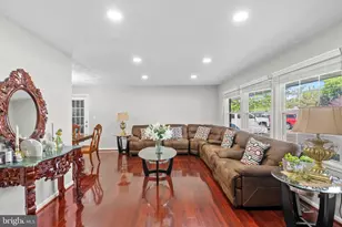 109 N Aspen Ave, Sterling, VA 20164 - Photo 8