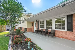 109 N Aspen Ave, Sterling, VA 20164 - Photo 6
