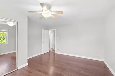 109 N Aspen Avenue, Sterling, VA 20164 - Photo 24
