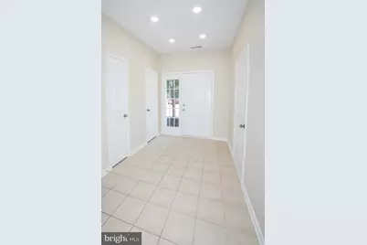 20581 Crestmont Terrace, Sterling, VA 20165 - Photo 2