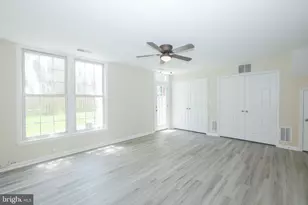 20581 Crestmont Terrace, Sterling, VA 20165 - Photo 6