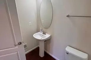 42592 Sunset Ridge Square, Ashburn, VA 20148 - Photo 8