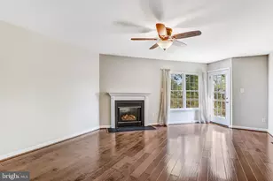 22142 Trailside Square, Sterling, VA 20164 - Photo 12