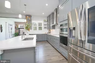 24385 White Elm Pl, Aldie, VA 20105 - Photo 26