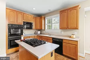 24849 Natural Bridge Pl, Aldie, VA 20105 - Photo 8