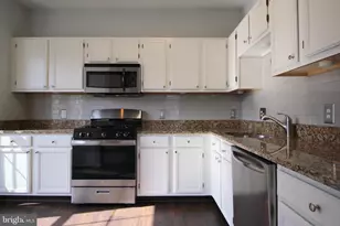 46598 Drysdale Terrace, Sterling, VA 20165 - Photo 12