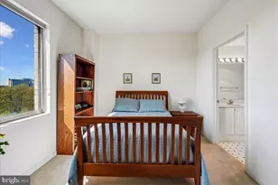 19375 Cypress Ridge Terrace, Leesburg, VA 20176 - Photo 34