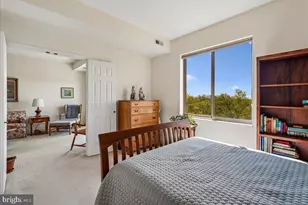 19375 Cypress Ridge Terrace, Leesburg, VA 20176 - Photo 32