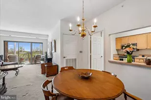 19375 Cypress Ridge Terrace, Leesburg, VA 20176 - Photo 18