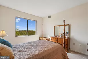 19375 Cypress Ridge Terrace, Leesburg, VA 20176 - Photo 26