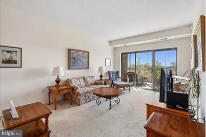 19375 Cypress Ridge Terrace #604, Leesburg, VA 20176 - Photo 6