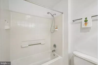 19375 Cypress Ridge Terrace #604, Leesburg, VA 20176 - Photo 30