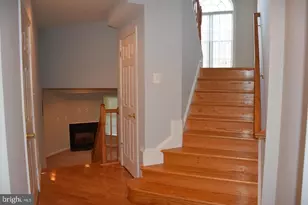 21828 Ladyslipper Sq, Ashburn, VA 20147 - Photo 8