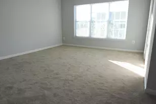 21828 Ladyslipper Sq, Ashburn, VA 20147 - Photo 2