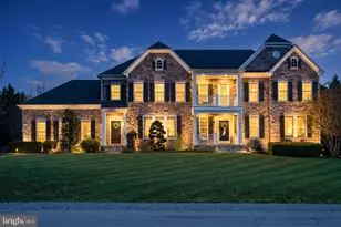 16545 Levade Dr, Leesburg, VA 20176 - Photo 8