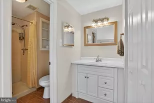 19 Regis Cir, Sterling, VA 20164 - Photo 16