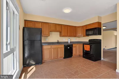 19 Regis Circle, Sterling, VA 20164 - Photo 6