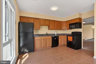 19 Regis Cir, Sterling, VA 20164 - Photo 6